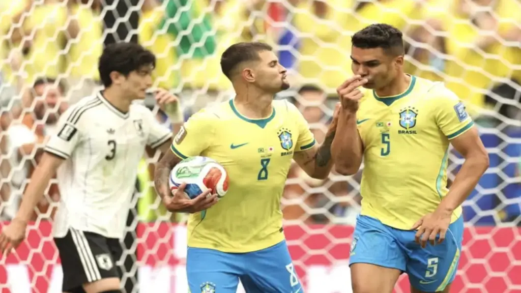 Casemiro và Martinelli ghi bàn, Brazil ngược dòng đánh bại Nhật Bản