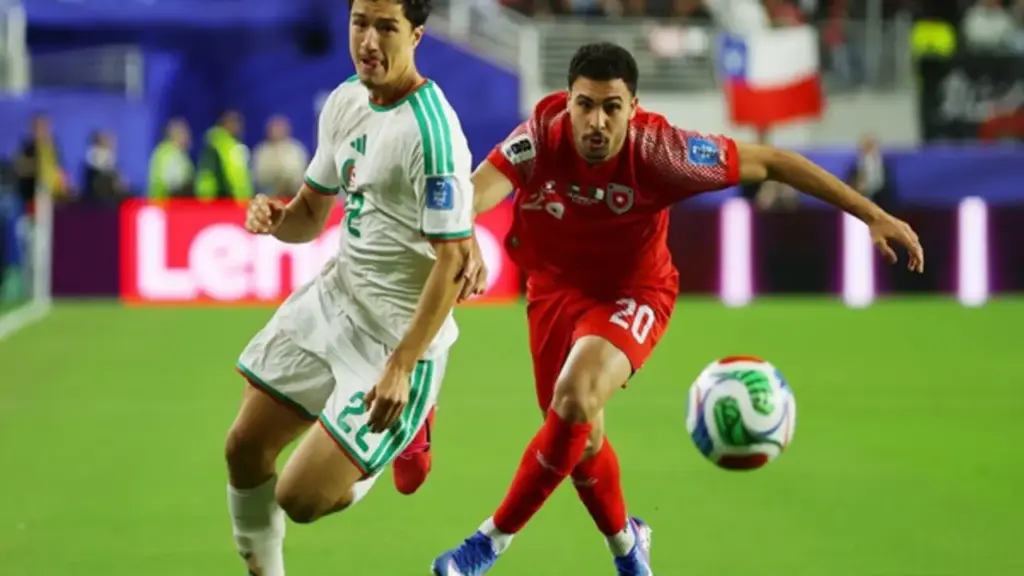 Cầu thủ gốc Việt giúp Algeria ngược dòng thắng Jordan, khiến HLV Jordan nể phục: FIFA vinh danh đặc biệt
