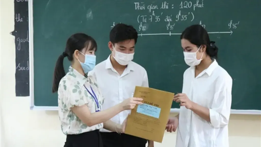 Chấm thi môn Ngữ văn tốt nghiệp THPT 2026 theo phương pháp mới
