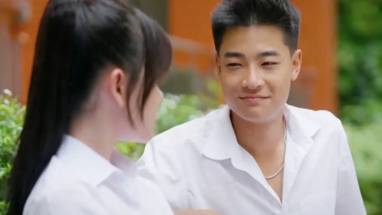 Chàng học sinh cá biệt siêu thú vị trong "Phía bên kia thành phố"