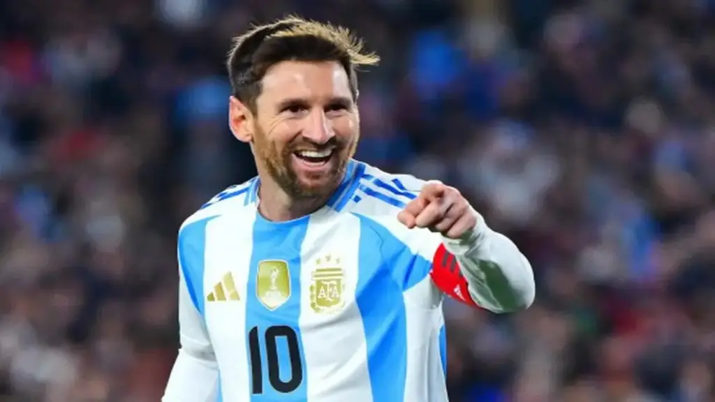 Chỉ những người ghen tỵ mới chê Argentina phụ thuộc Messi