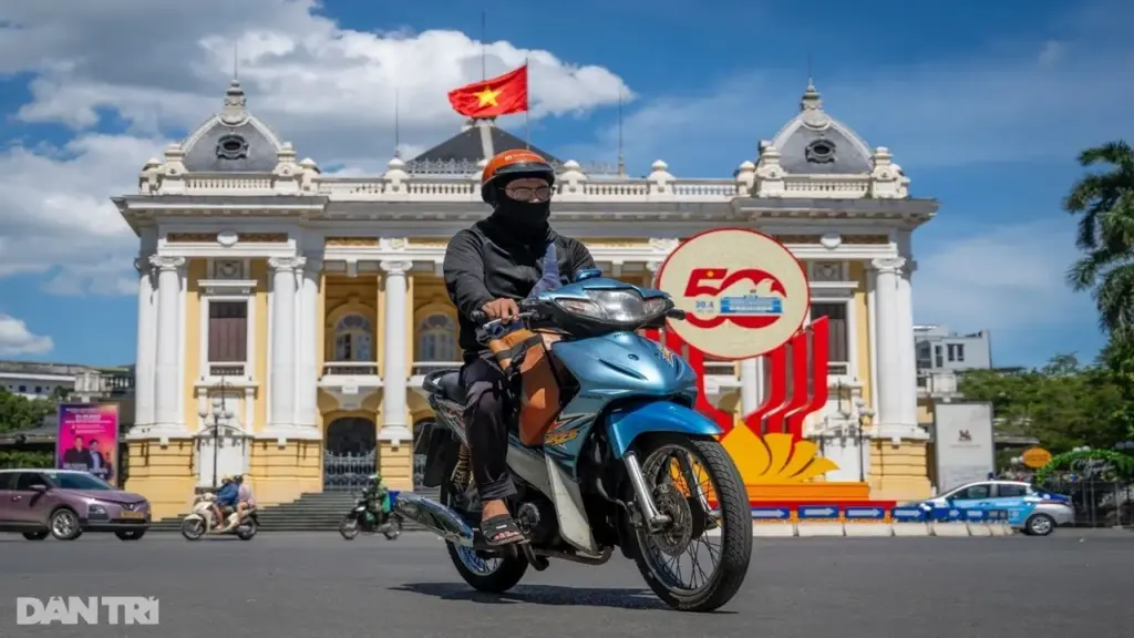 Chỉ số UV ở Hà Nội chạm ngưỡng rất cao: Tránh ngay những việc này