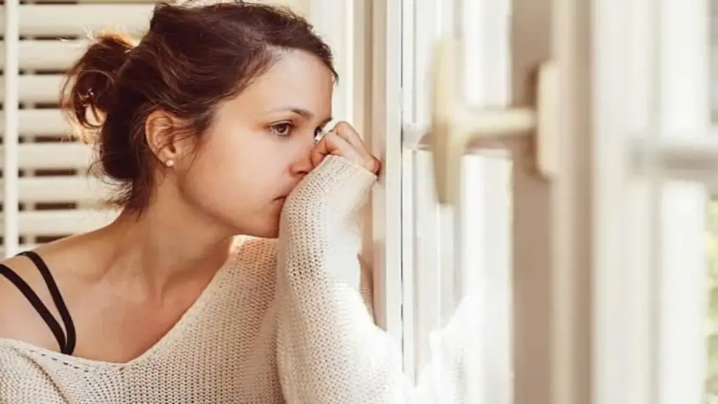 Chồng tôi vừa mất, hai chị chồng kéo nhau đến đòi chia nhà
