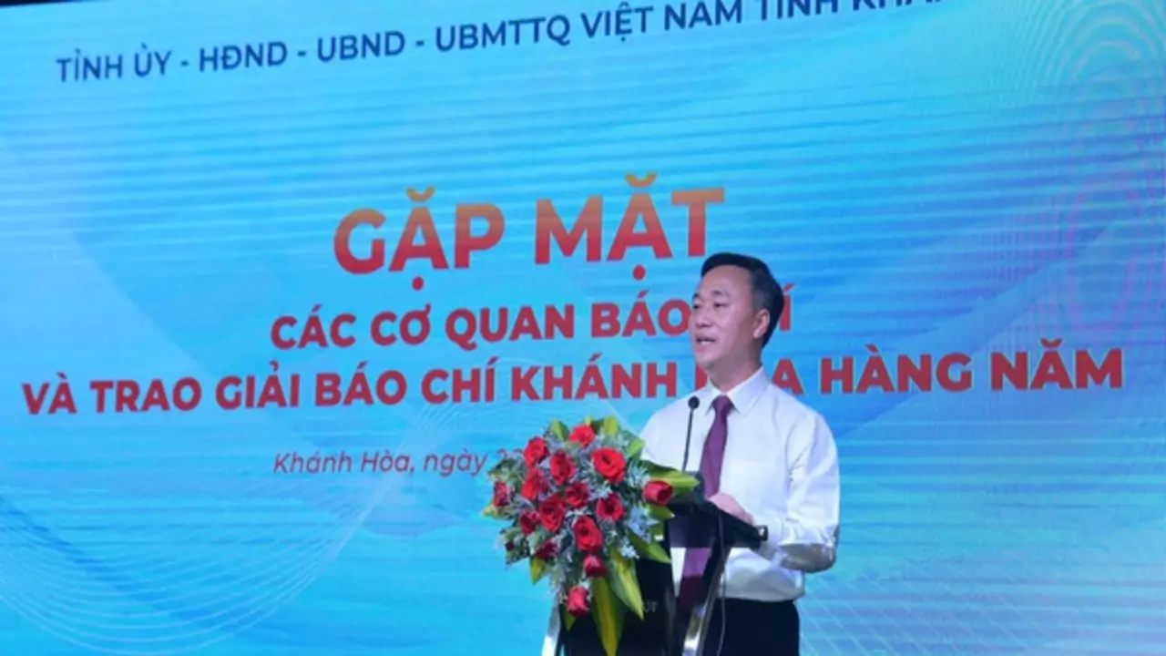 Chủ tịch Khánh Hòa: Chính quyền càng minh bạch thì báo chí càng thuận lợi
