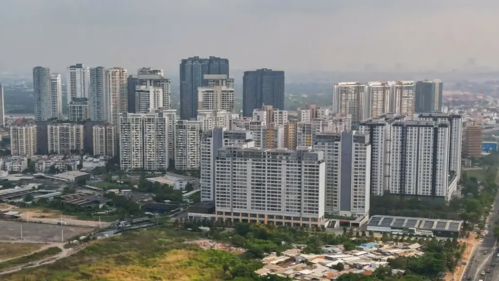 Chung cư phải bố trí riêng khu vực để ôtô và xe máy điện