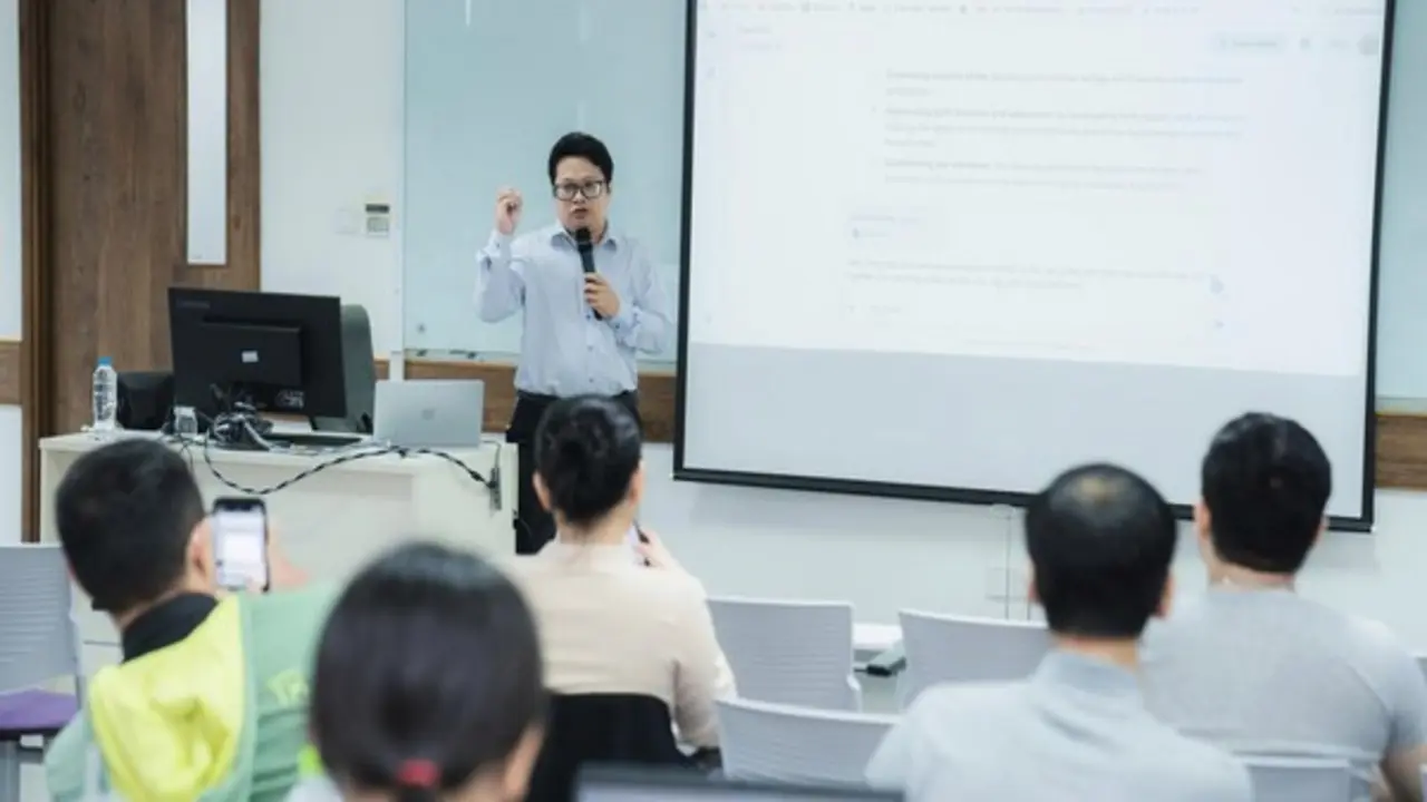 Chương trình đào tạo sau ĐH để người học lựa chọn hình thức phù hợp