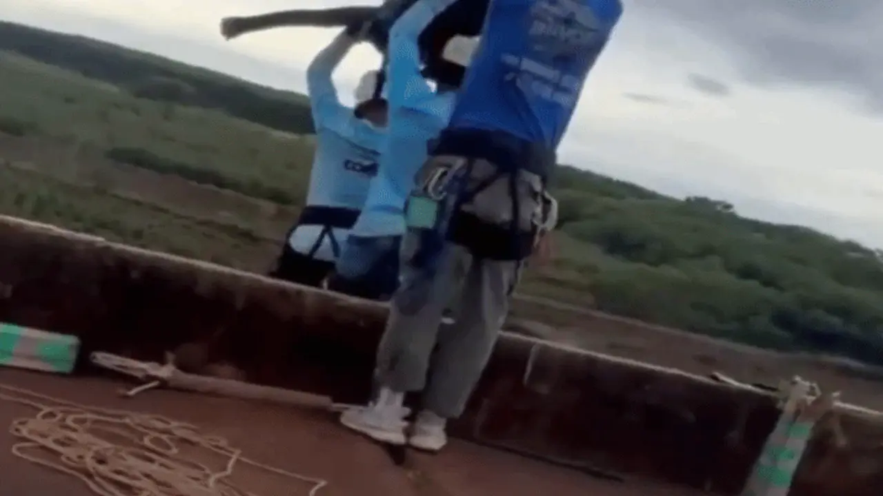 Cô gái Brazil tử vong vì bị đẩy từ độ cao 40m khi chưa móc dây an toàn