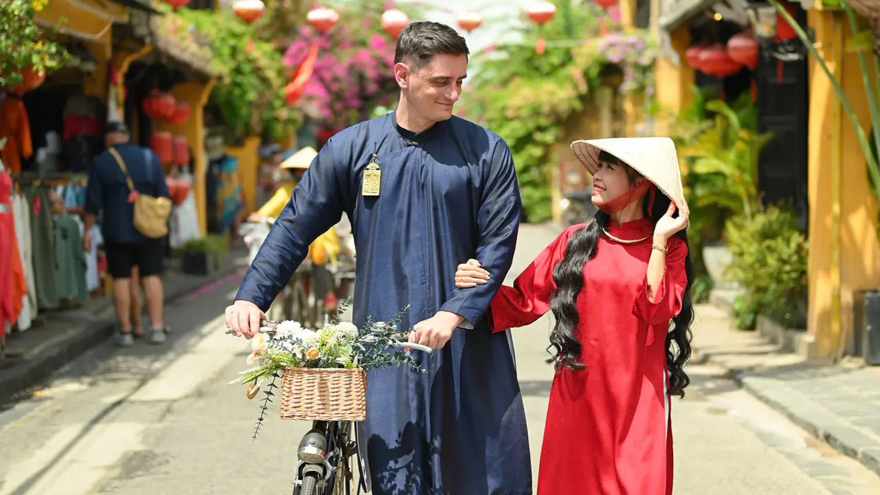 Cô gái Vĩnh Long 5 năm 'cưa đổ' chàng trai Đức