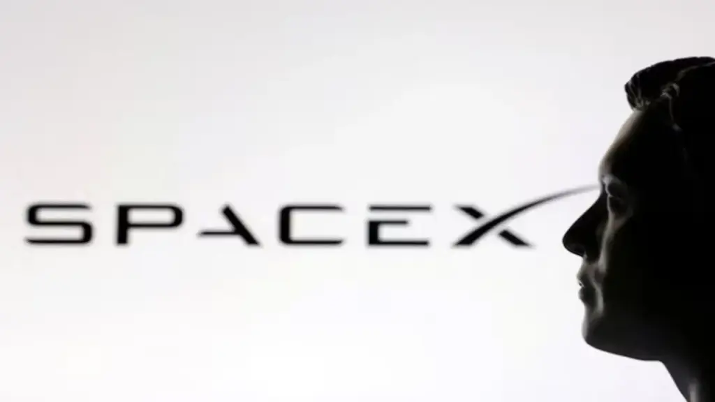 Cổ phiếu SpaceX tăng gần 40% sau hai phiên, vốn hóa vượt 2.500 tỉ USD