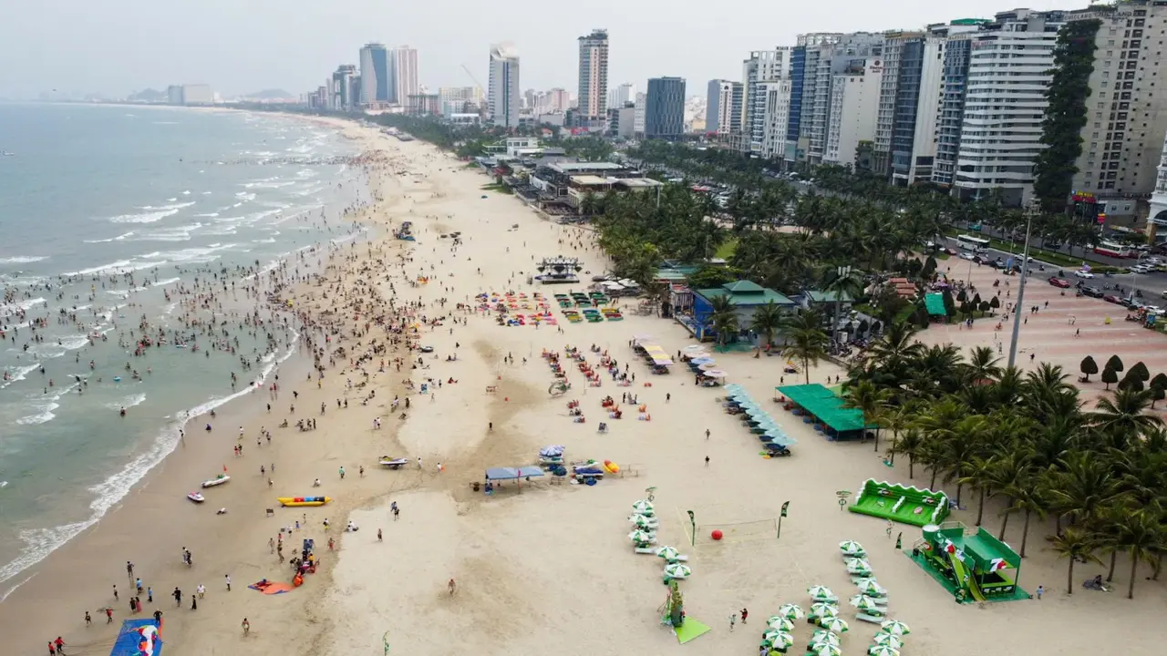Có thể xem World Cup miễn phí bên biển, phố cổ