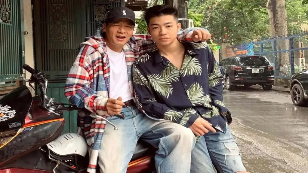 Con trai NSƯT Võ Hoài Nam đóng học sinh cá biệt hút hàng triệu view
