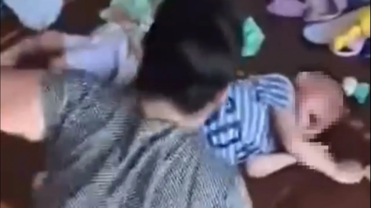 Công an xác minh clip bé trai nghi bị bà nội bạo hành ở Đắk Lắk