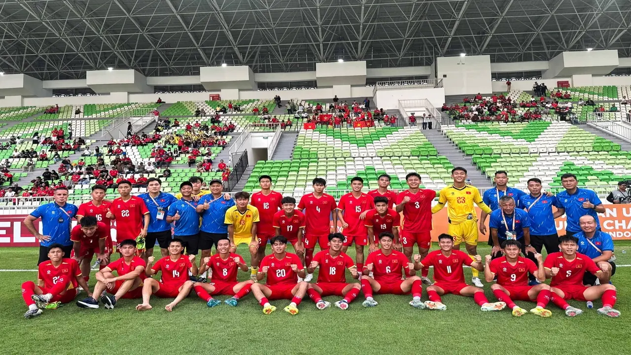 Công Hậu lập hat-trick, U19 Việt Nam thắng đậm U19 Timor Leste