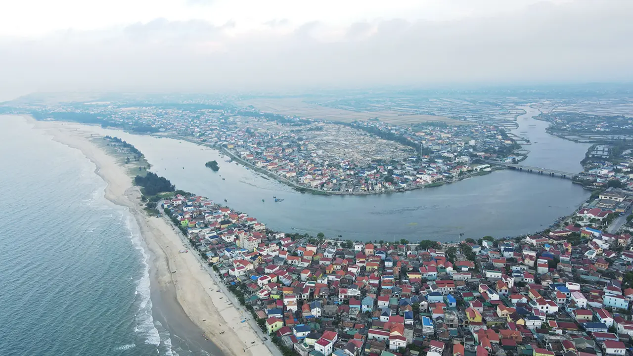 Cửa biển vừa nạo vét xong đã bị bồi lấp