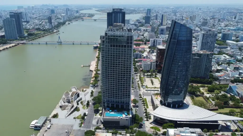 Đà Nẵng rút ngắn thời gian làm sổ đỏ cho người dân, phân quyền ký tại 20 chi nhánh