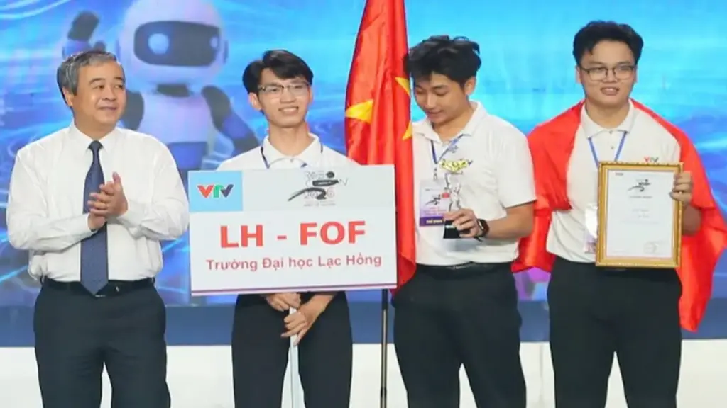 Đại học Lạc Hồng lấy vé đi Hong Kong thi ‘bậc thầy võ thuật’ tại ABU Robocon 2026