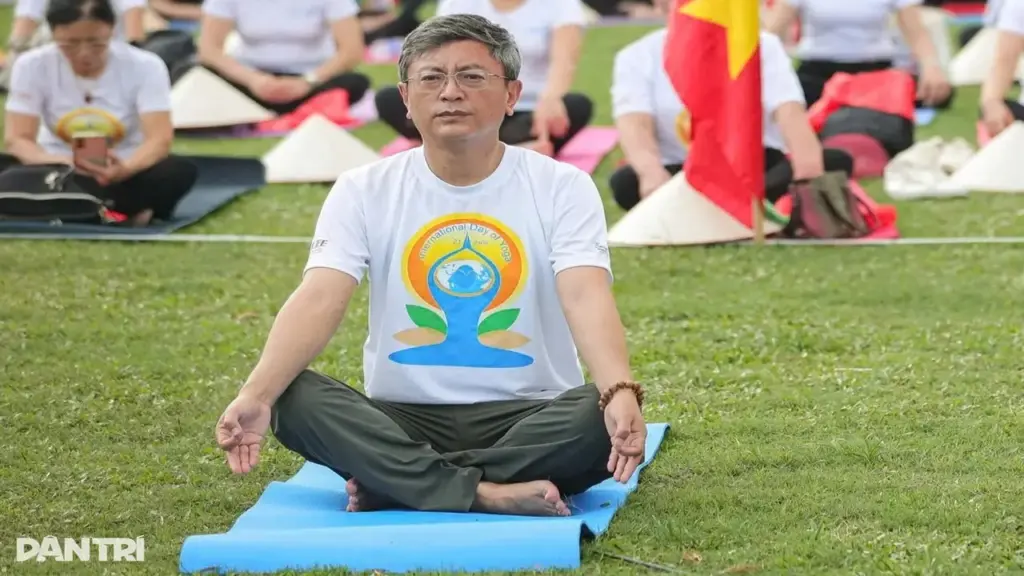 Đại sứ Ấn Độ tại Việt Nam: Báo Dân trí lan toả tình yêu yoga tới cộng đồng