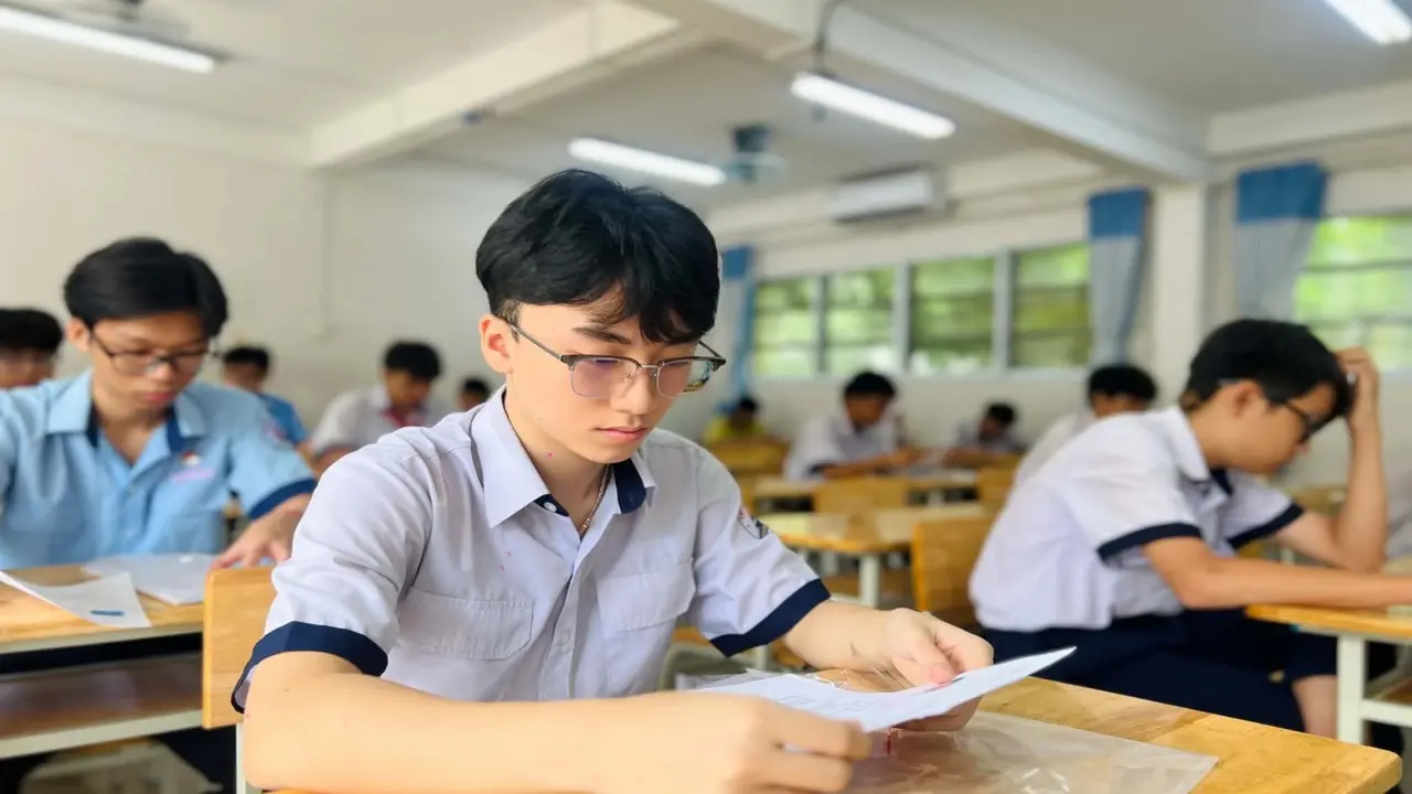 Đáp án môn văn thi vào lớp 10 TPHCM năm 2026