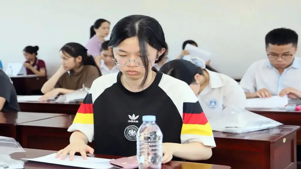 Đạt 8 điểm/môn vẫn có thể trượt lớp 10 trường top