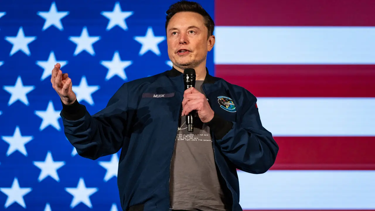 Đế chế kinh doanh khổng lồ của Elon Musk