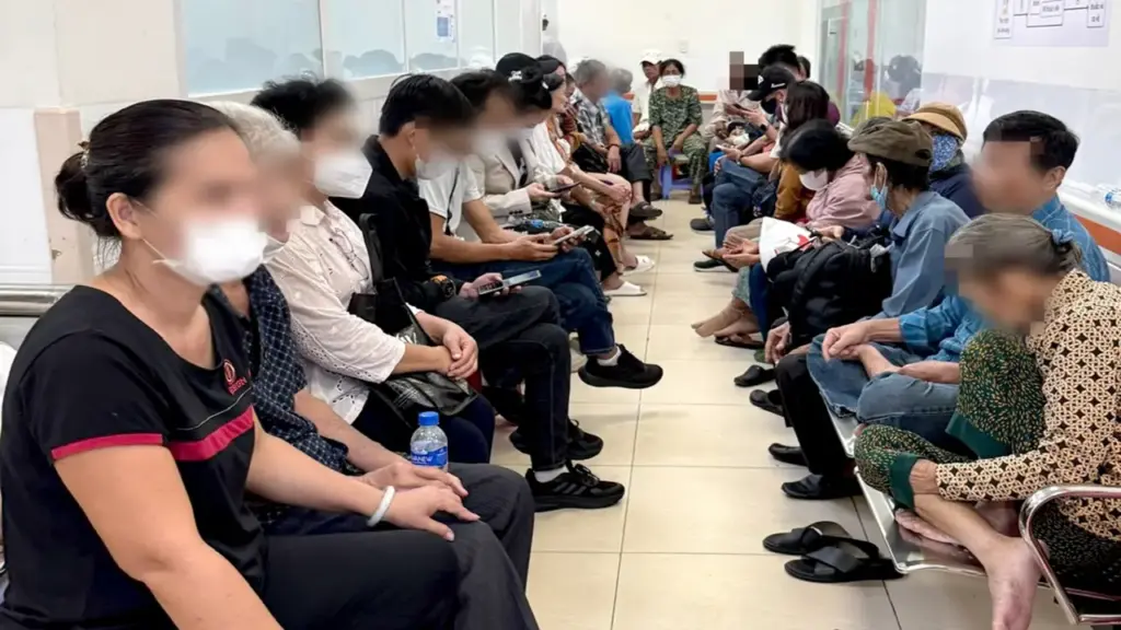Để người bệnh ung thư không phải bỏ dở điều trị vì 'tấm vé sống đắt đỏ'