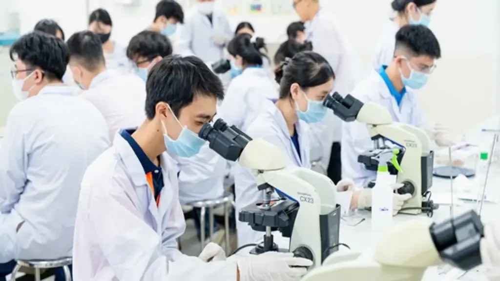Để Việt Nam xây dựng trường ĐH tư thục đẳng cấp