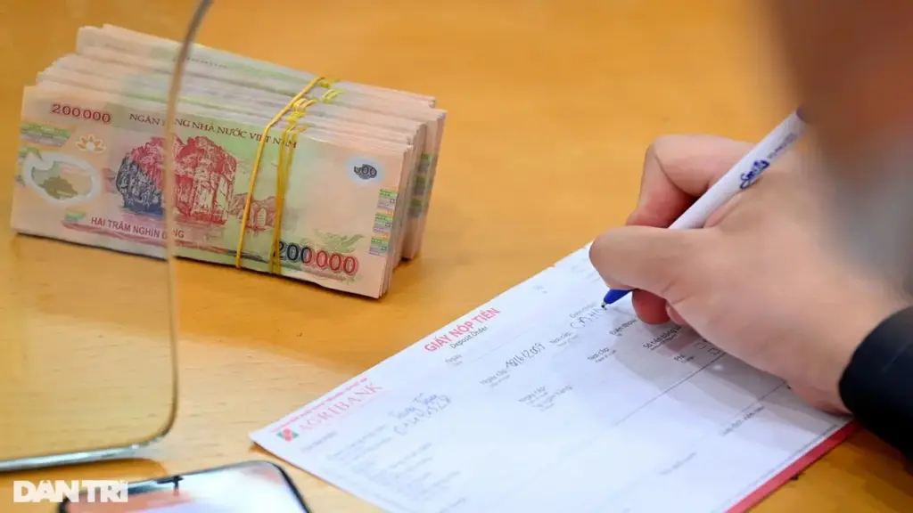 Đề xuất bỏ mức giảm trừ thuế cố định cho y tế, giáo dục