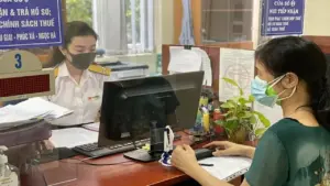 Đề xuất dừng áp dụng thu nhập đặc thù với ngành thuế, hải quan, kho bạc