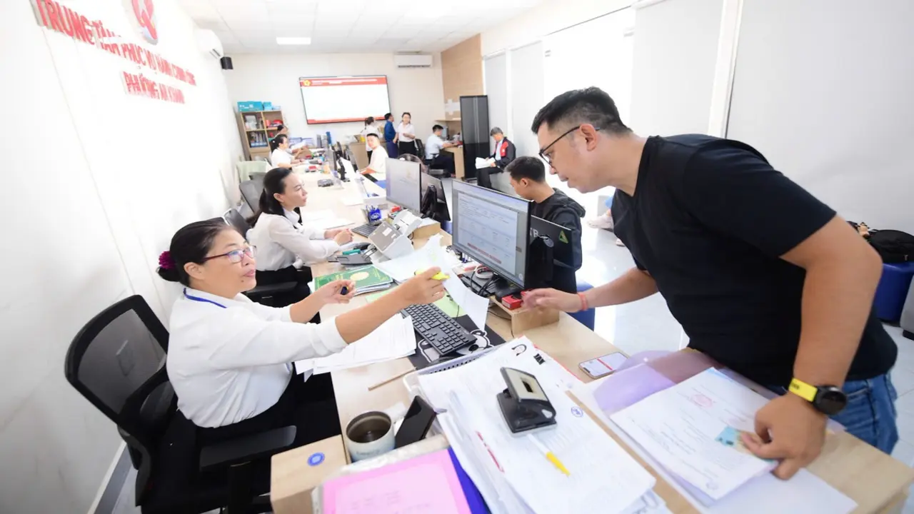 Đề xuất mới về thẩm quyền giao biên chế công chức của Bộ trưởng Bộ Nội vụ
