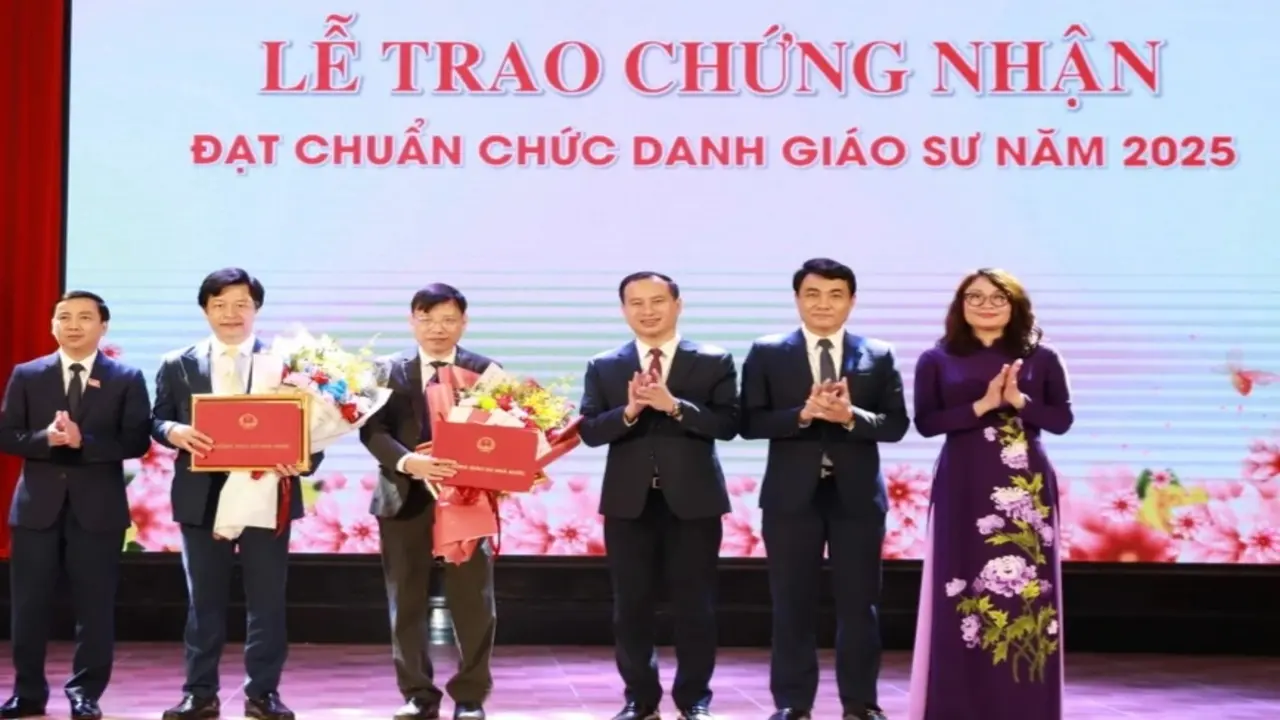Đề xuất trao quyền cho trường đại học phong giáo sư, phó giáo sư