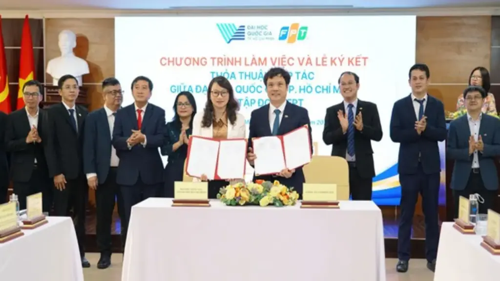 ĐH Quốc gia TP.HCM và Tập đoàn FPT hợp tác đào tạo, nghiên cứu công nghệ lõi