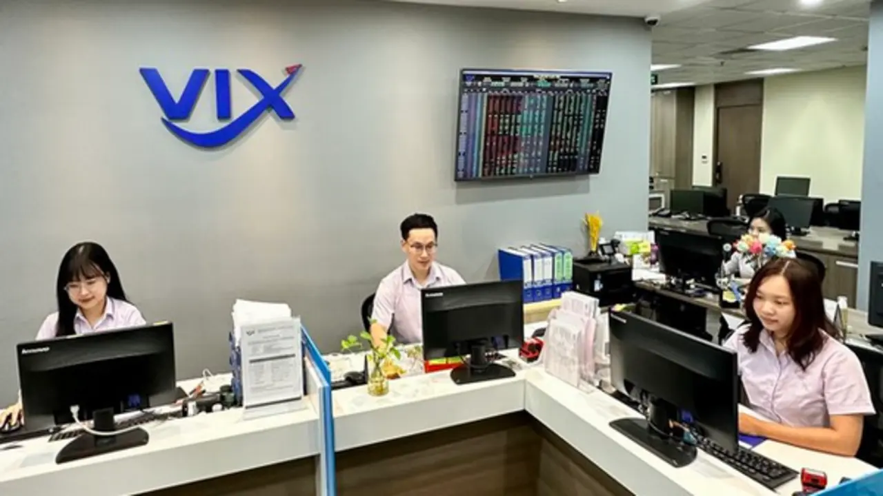 ĐHĐCĐ Chứng khoán VIX 2026: Đặt mục tiêu lãi 3.500 tỷ đồng, tiếp tục tăng vốn lên gần 25.700 tỷ đồng