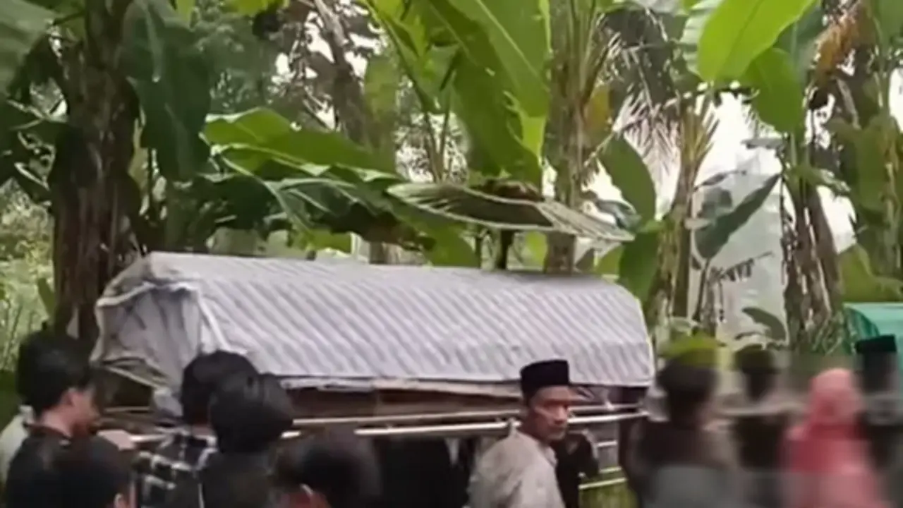 Đi nghỉ giữa thiên nhiên, gia đình 4 người tử vong "bí ẩn" chỉ sau một đêm