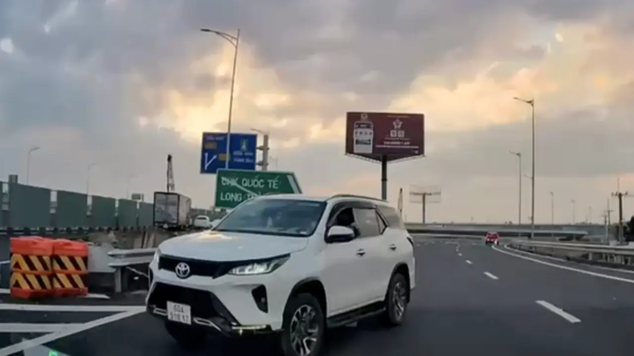 Đi ngược chiều vì nhầm lối vào cao tốc Biên Hòa - Vũng Tàu, bị phạt 19 triệu