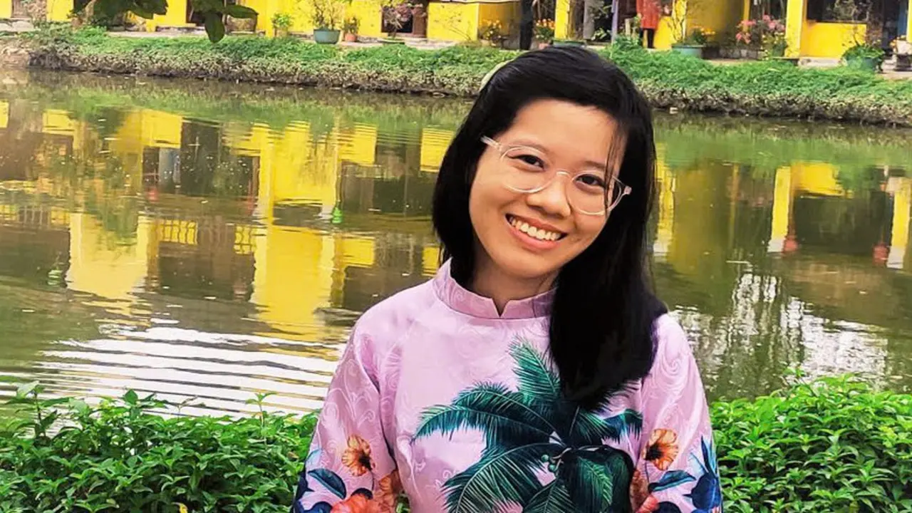 Dịch giả trẻ và ước mơ không sống mòn