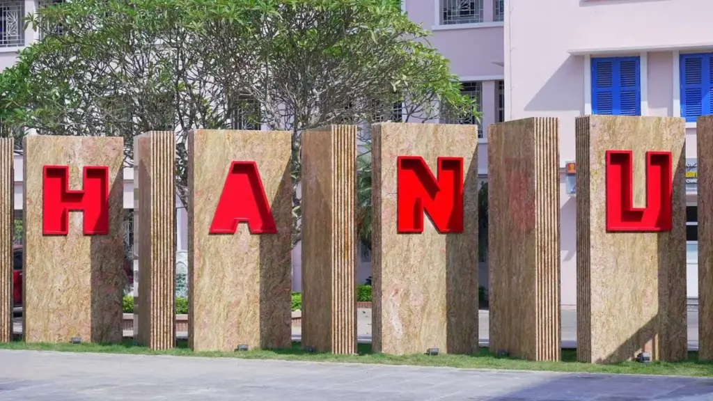 Điểm chuẩn Đại học Hà Nội ba năm qua