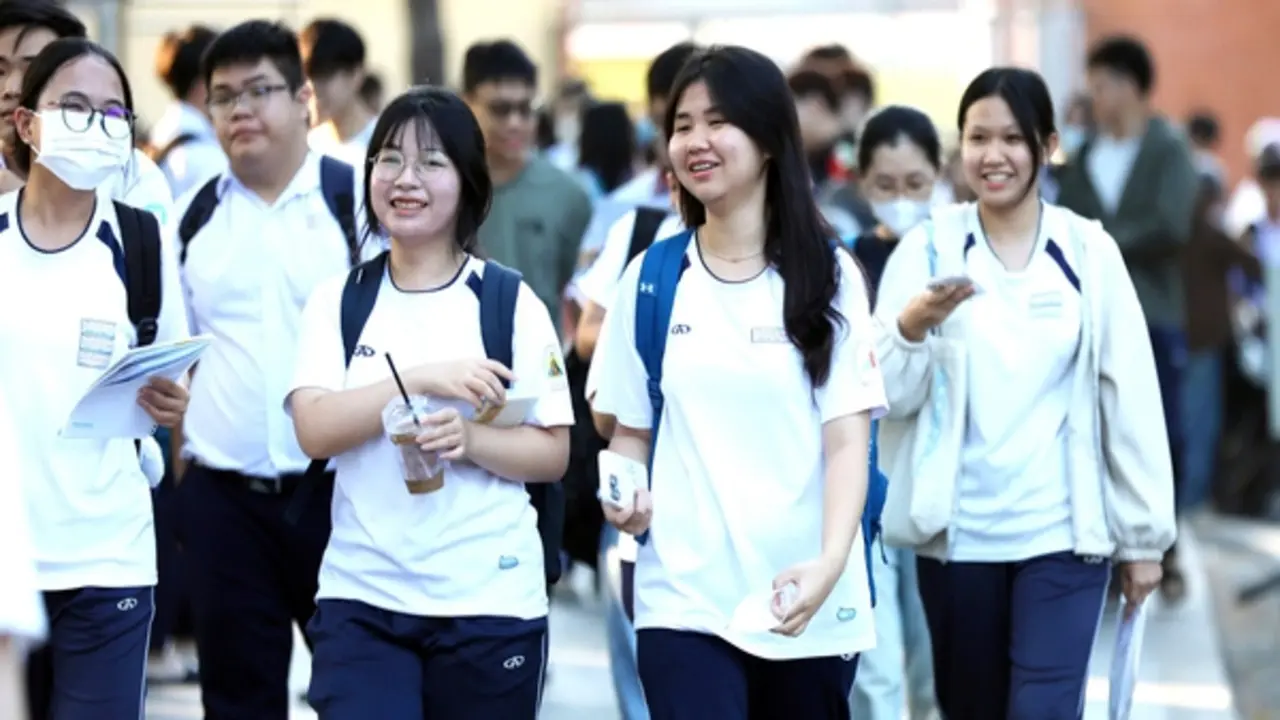 Điểm sàn đánh giá năng lực: Trường 850, trường không quy định