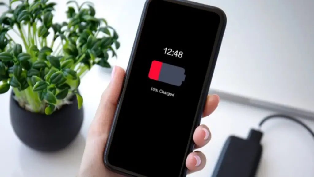 Điện thoại nóng bất thường: Cẩn thận thao tác sai khiến máy hỏng nặng