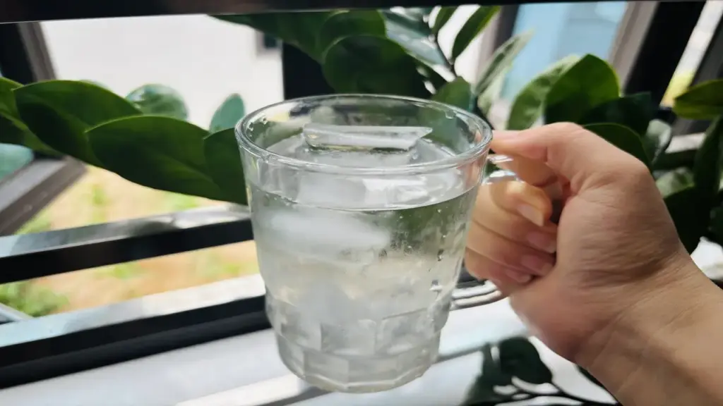 Điều gì xảy ra khi uống nước lạnh thường xuyên?