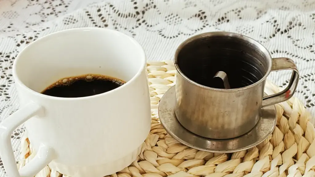 Điều gì xảy ra với thận khi uống cà phê mỗi ngày?