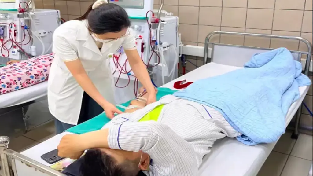 Đồ ăn nhanh, ít vận động khiến nhiều người Việt hỏng thận