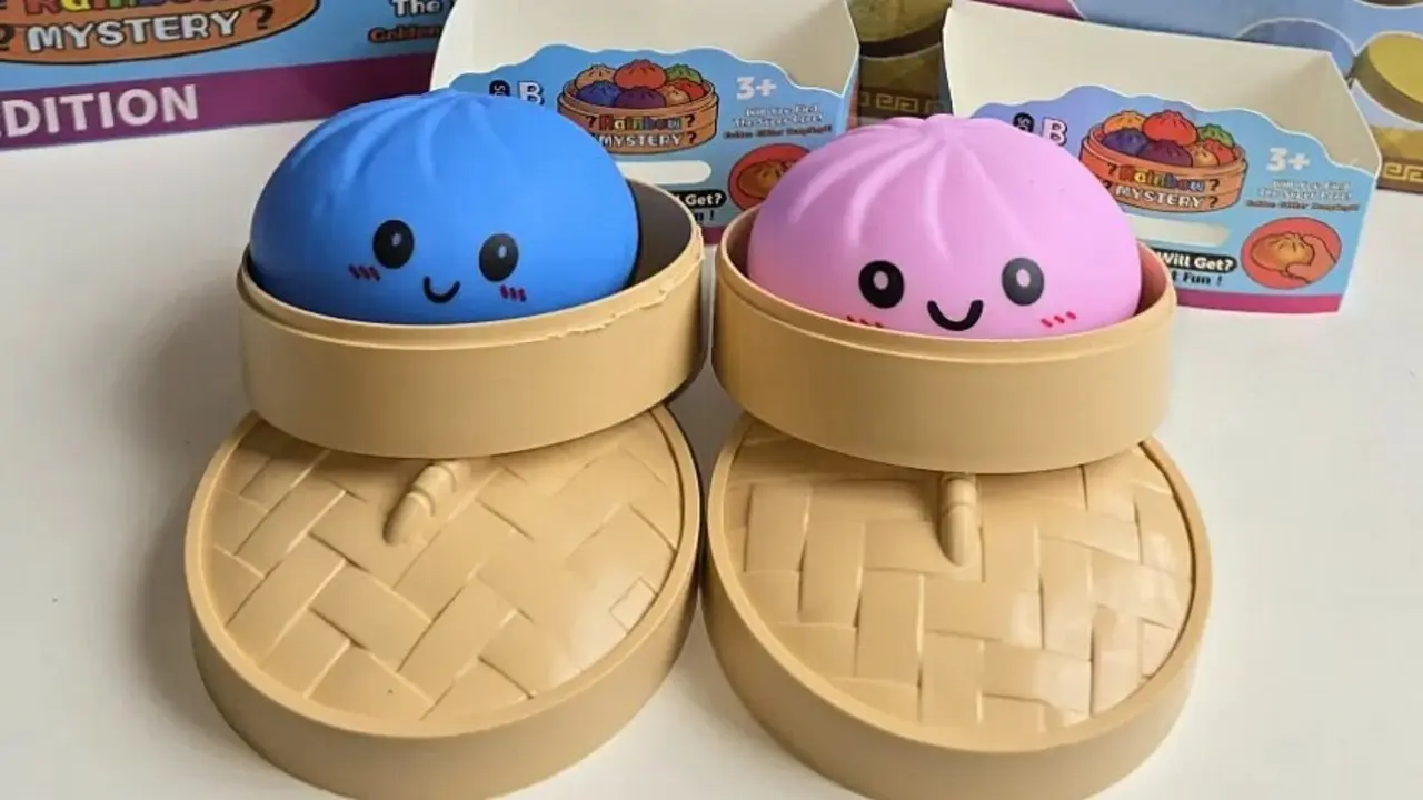 Đồ chơi bánh bao squishy giả bị cảnh báo chứa độc chất gây ung thư