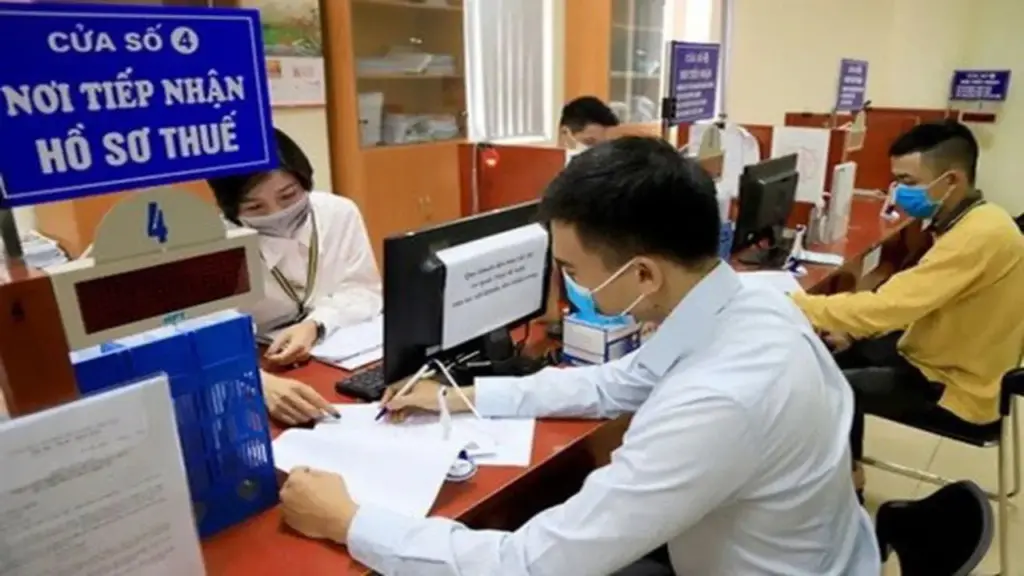 Doanh nghiệp, hộ kinh doanh 43 nhóm ngành được lùi hạn nộp thuế tới 5 tháng