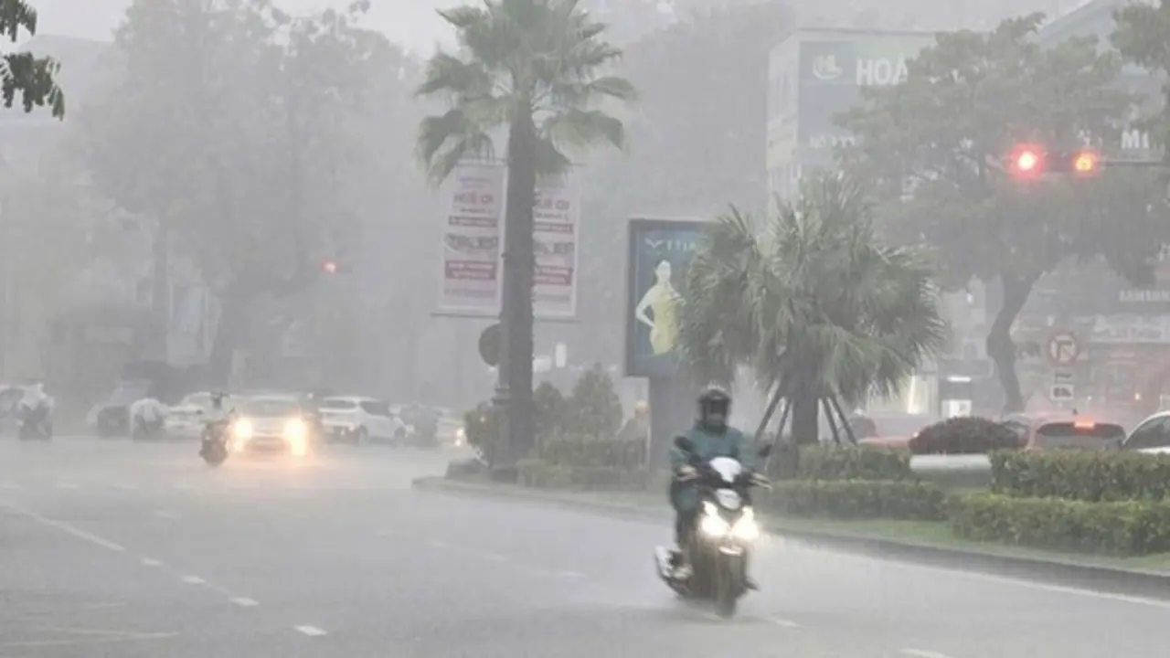 Dự báo thời tiết 15/6: Miền Bắc sắp đón trận mưa to "lạ thường", tâm điểm nơi nào?