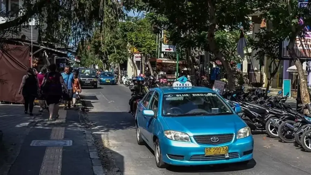 Du khách lao đao vì 'luật ngầm taxi' ở Bali