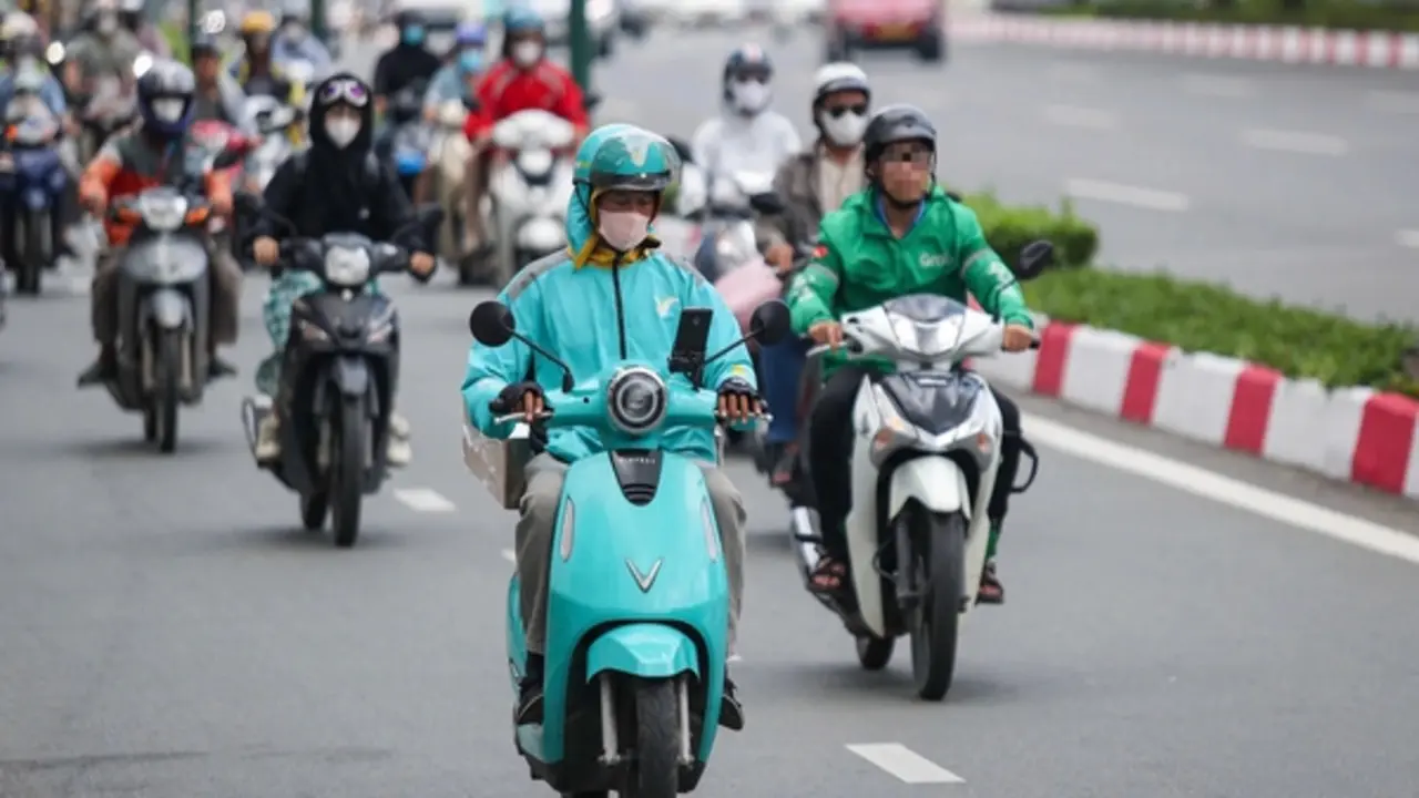 Đừng gọi tài xế công nghệ là lao động tự do