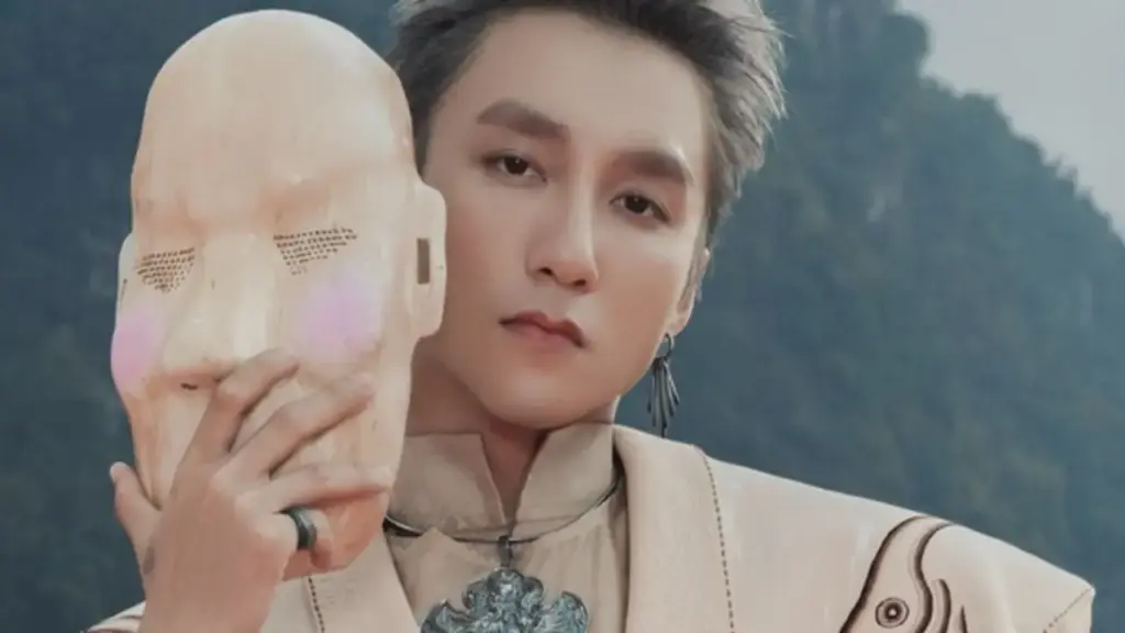 Ê kíp thực hiện MV ‘Come my way’ của Sơn Tùng M-TP xin lỗi nghệ sĩ Lê Giang