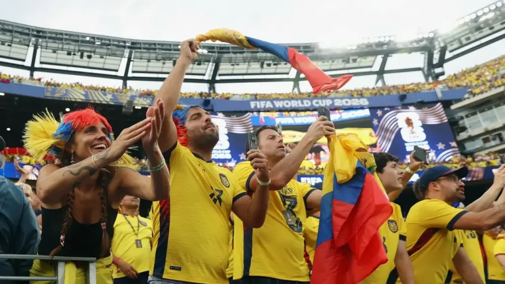 Ecuador cho cả nước nghỉ lễ vì lọt vào vòng loại trực tiếp World Cup