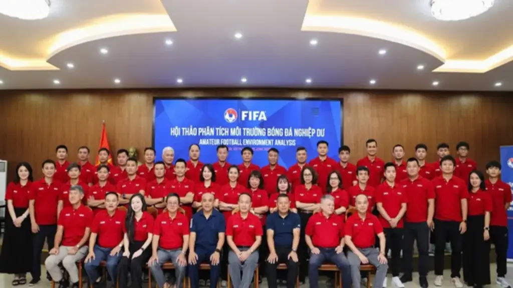 FIFA chỉ ra hướng phát triển bóng đá phong trào Việt Nam