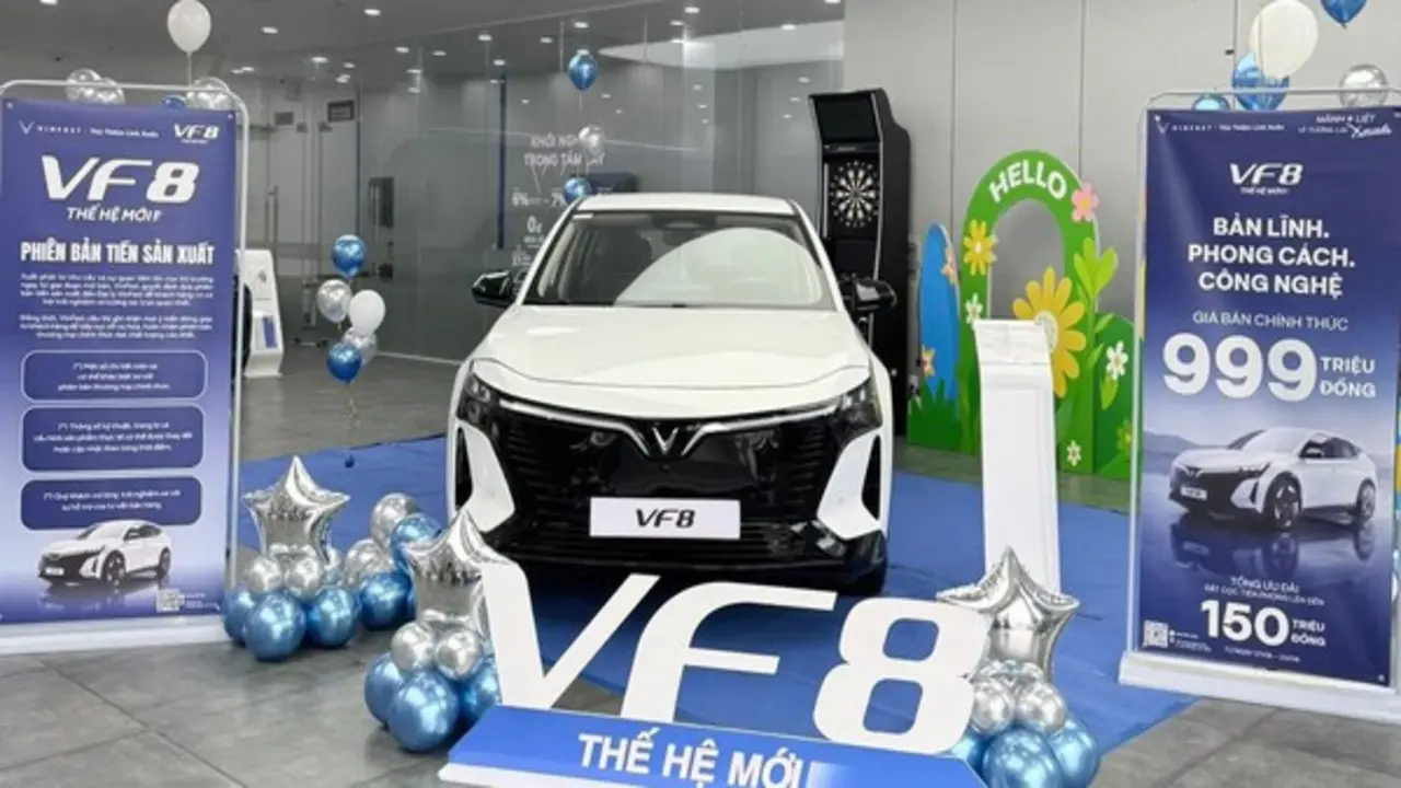 Gần 1.600 người đặt mua xe VinFast VF 8 thế hệ mới mỗi ngày